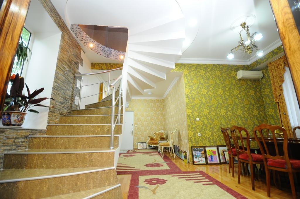 Dzveli Batumi Hotel Exterior photo